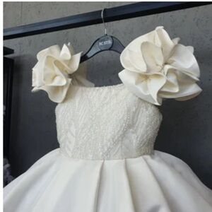 Puff sleeve toddler dress